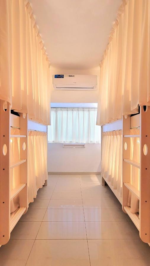 Westay Hostel Дубай Екстер'єр фото