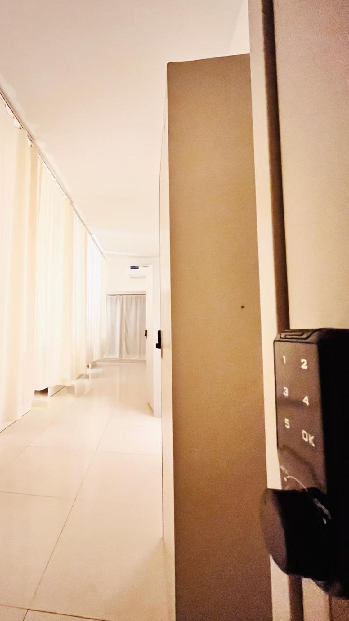 Westay Hostel Дубай Екстер'єр фото
